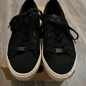 Ugg shoes